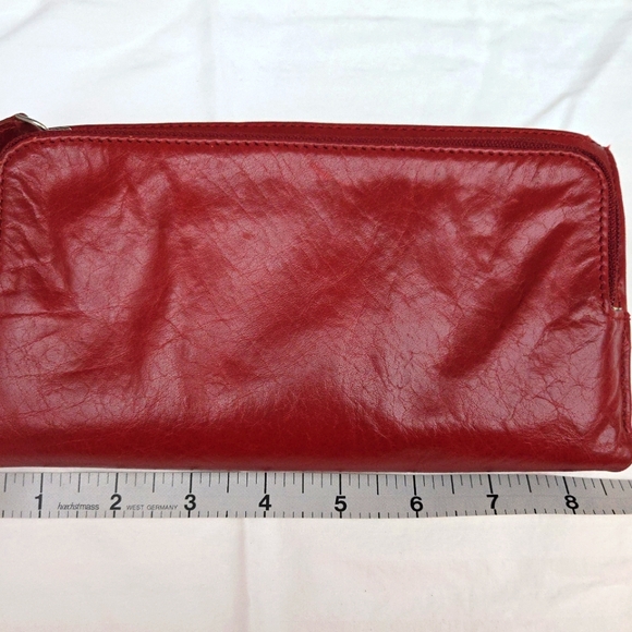 Elegant Red Leather Clutch - Picture 9 of 10